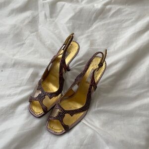 Rare vintage Prada heels size 6.5✨